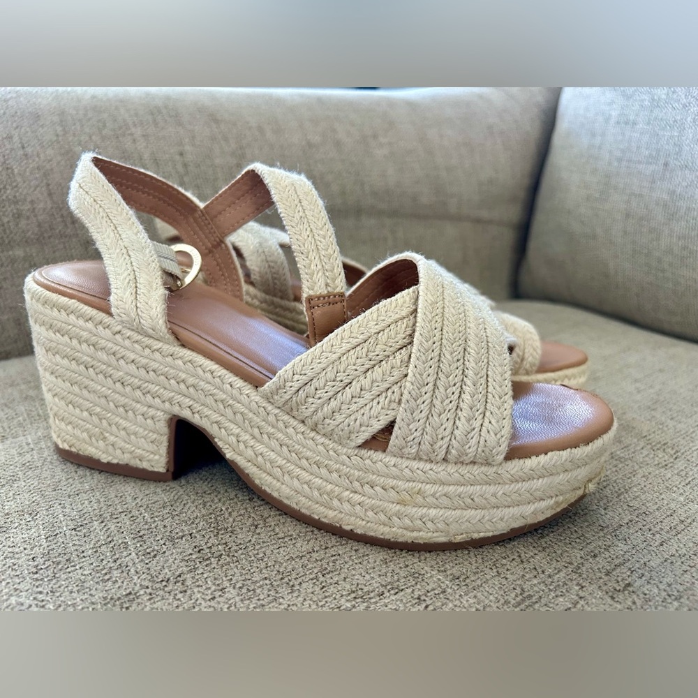 Like New - Old Navy, Cream Woven Platform Sandals, 7.5 Women’s
